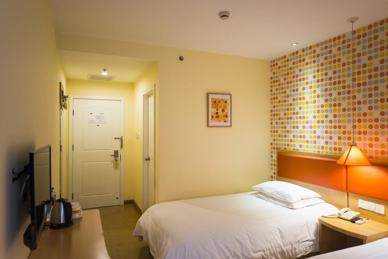 Home Inn Shanghai Century Park Buitenkant foto